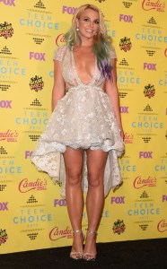 rs_634x1024-150816181218-634.spears.cm.81615